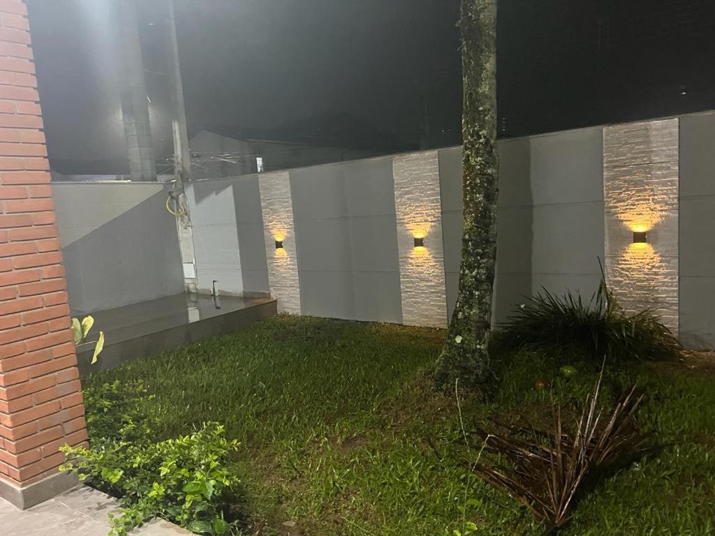 Casa Para Alugar Em Bertioga - Piscina, Wifi E Churrasqueira מראה חיצוני תמונה